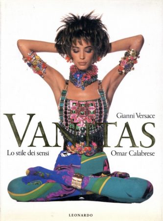 イタリアのファッションブランドversace ヴェルサーチェ に関する書籍のご紹介 News Blog 小宮山書店 Komiyama Tokyo 神保町 古書 美術作品の販売 買取