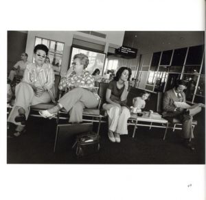 「ARRIVALS & DEPARTURES: THE AIRPORT PICTURES OF GARRY WINOGRAND / Garry Winogrand」画像2