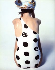 「CHANEL Spring-Summer 1997 Collection / Photo: Karl Lagerfeld」画像2