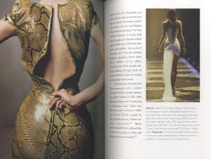 「Alexander McQueen: The Life and Legacy / Author: Judith Watt　 Foreword: Daphne Guinness」画像1