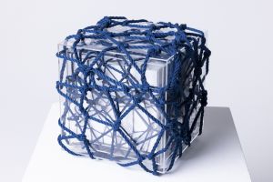 Crystal Cube (blue)のサムネール