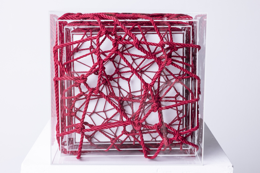 「Crystal Cube (red) / Hajime Kinoko」メイン画像