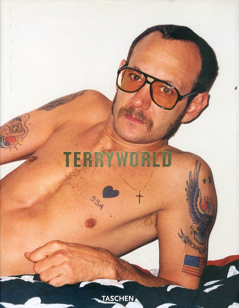 「TERRYWORLD / Photo: Terry Richardson　Edit: Dian Hanson　Text: Gavin Mclnnes, Olivier Zahm」メイン画像