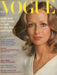 VOGUE OCTORBER 1972 quick and easy ways to look terrific day and night / Edit: Grace Mirabella