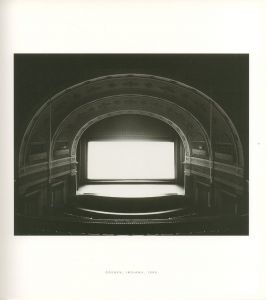 「HIROSHI SUGIMOTO: THEATERS / Author: Hiroshi Sugimoto　Design: Takaaki Matsumoto」画像4