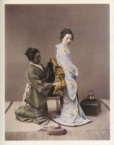 「Geisha　As Photographic History 1872-1912 / Stanley B. Burns, MD, Elizabeth A. Burns」画像2