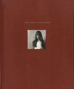 Diane Arbus: Family Albums／写真：ダイアン・アーバス　著：Anthony W.Lee、John Pultz（Diane Arbus: Family Albums／Photo: Diane Arbus　Author: Anthony W.Lee, John Pultz)のサムネール