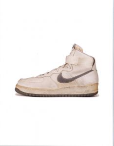 「NIKE AIR FORCE 1 40th Anniversary Special Book / 著：本明秀文」画像1
