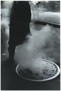 「Wisdom Cries Out in the Street / Louis Stettner」画像3