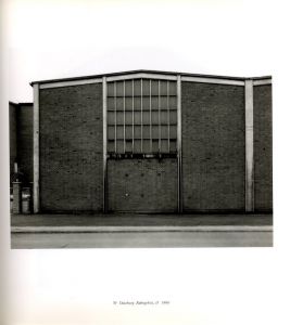 「INDUSTRIAL FACADES /  Bernd & Hilla Becher　Introduction: Klaus Bussmann」画像4