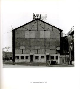 「INDUSTRIAL FACADES /  Bernd & Hilla Becher　Introduction: Klaus Bussmann」画像6