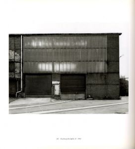 「INDUSTRIAL FACADES /  Bernd & Hilla Becher　Introduction: Klaus Bussmann」画像7