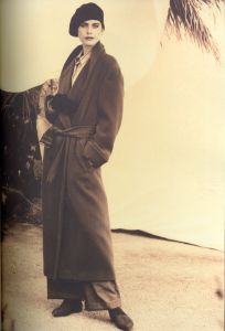 「Giorgio Armani: Collezione Autunno Inverno 1990/91 / Photo: Aldo Fallai」画像2