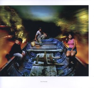 「LA CRECIENTE / Photo: Alejandro Chaskielberg　Foreword: Martin Parr」画像3