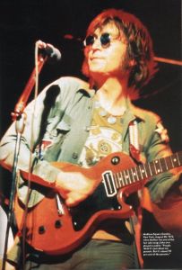 「MOJO 42 MAY 1997 Special Feature: John Lennon / Editor: Mat Snow」画像1