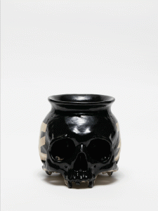 PAINTED SKULLPTURE 壺 / 丸岡和吾