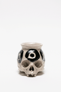 PAINTED SKULLPTURE 壺 / 丸岡和吾