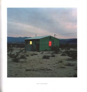 「Isolated Houses / John Divola」画像1
