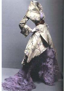 「ALEXANDER McQUEEN: SAVAGE BEAUTY / Photo: Solve Sundsbo」画像2