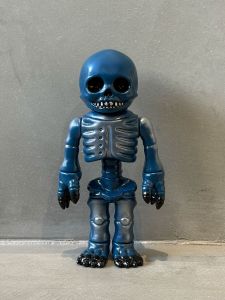 デススケ / DEATHSKELETON【NAVY × SILVER】／丸岡和吾／(デススケ / DEATHSKELETON【NAVY × SILVER】 / Kazumichi Maruoka)のサムネール