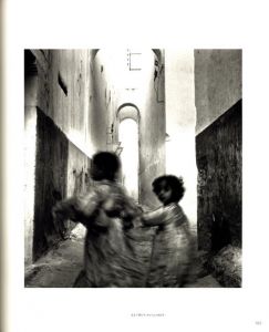「PASSAGE / 著：アーヴィング・ペン　デザイン：八木保」画像4