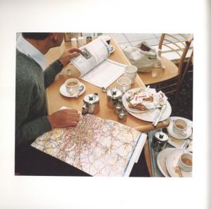 「From A to B: Tales of Modern Motoring / Photo: Martin Parr」画像2